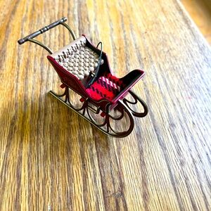 1986 Hallmark Sleigh ornament